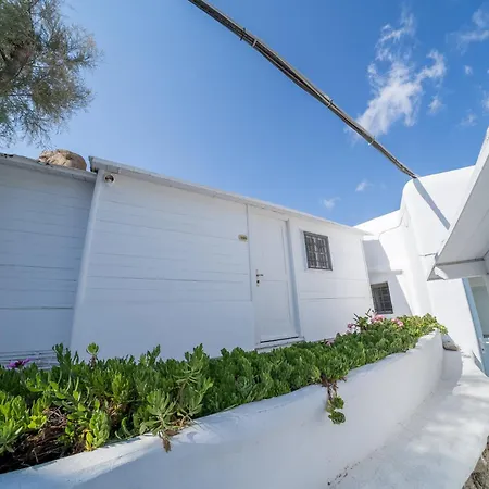 Paradise - Adults Only