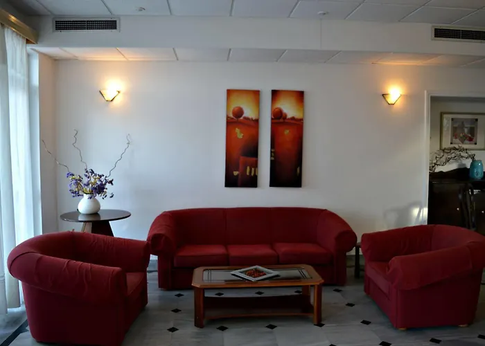 Paradise - Adults Only Hotel 3*