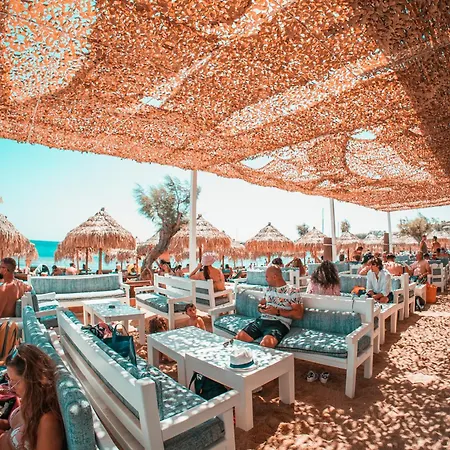 Paradise Ξενοδοχείο
