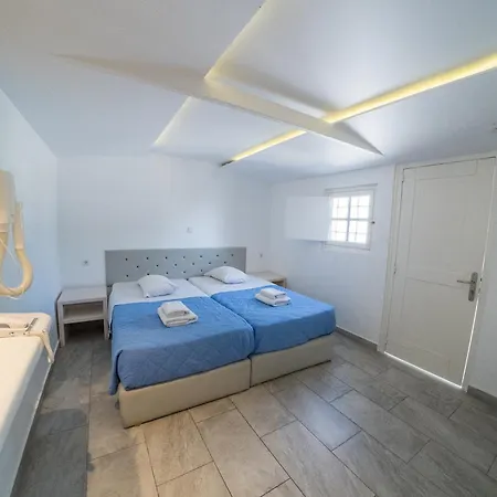 Paradise - Adults Only 普拉迪斯亚罗斯