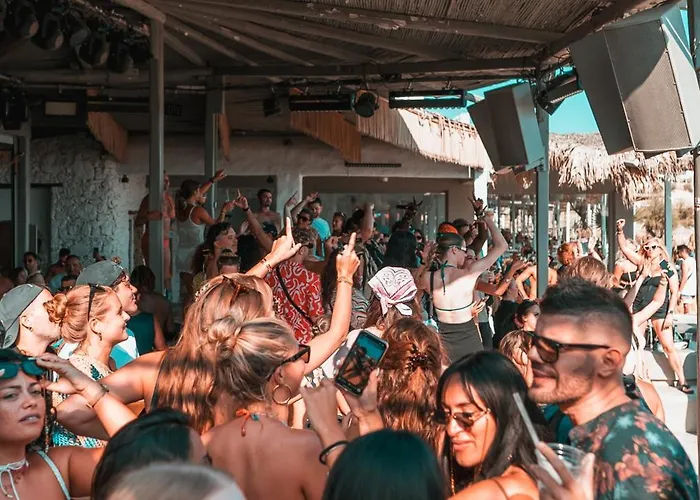 Paradise - Adults Only Платис Ялос