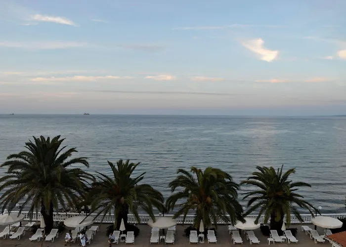 Paradise - Adults Only Отель 3*